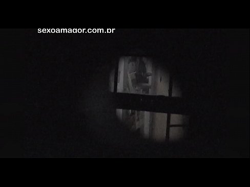 ❤️ Blondie viene segretamente filmato da un voyeur del quartiere nascosto dietro mattoni cavi Video di sesso di qualitàal it.gayasianporn.ru ☑